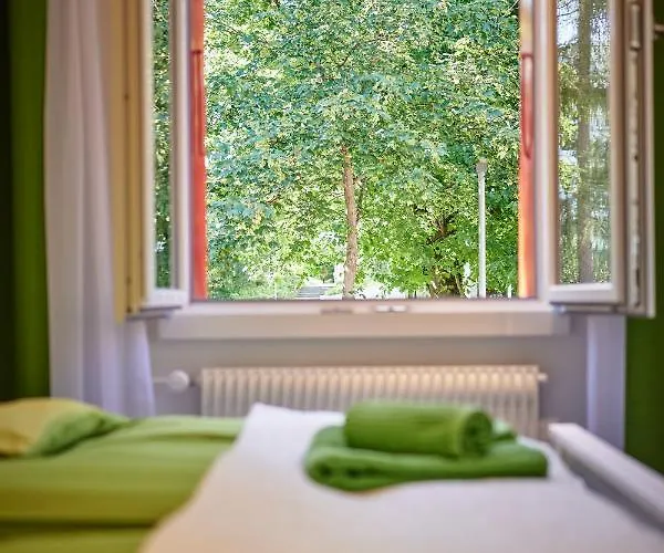 Ξενοδοχείο με διαμερίσματα Da Maurizio Βέρνη